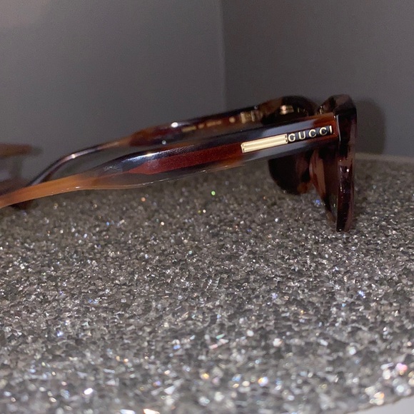 Gucci Fashion Women’s Sunglasses. Brown. One Size.